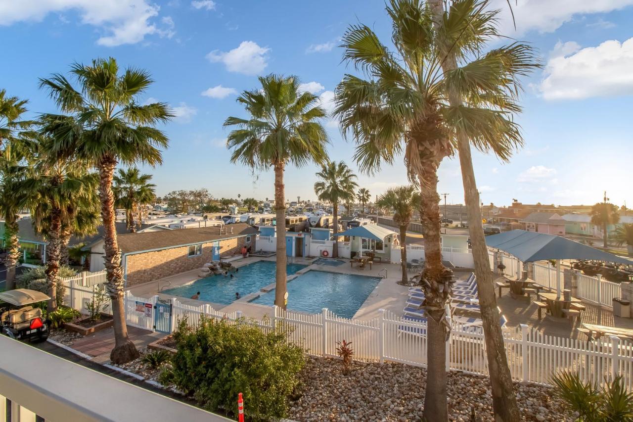 Tropic Island Resort Port Aransas Buitenkant foto
