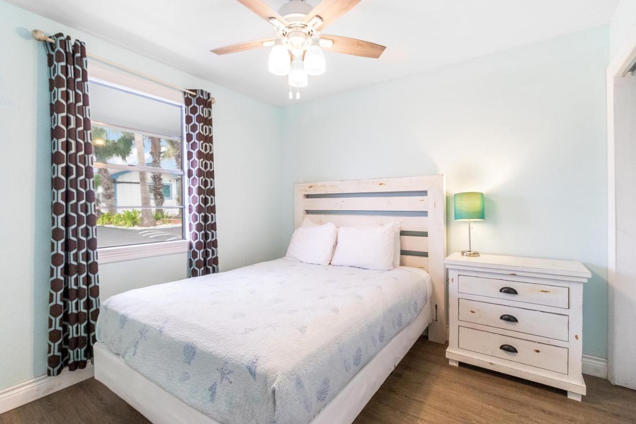 Tropic Island Resort Port Aransas Buitenkant foto