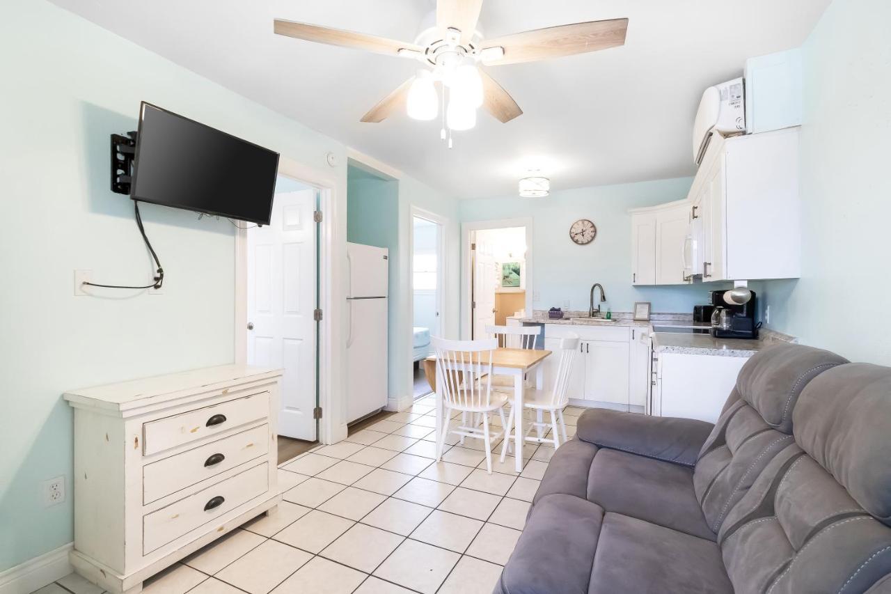 Tropic Island Resort Port Aransas Buitenkant foto