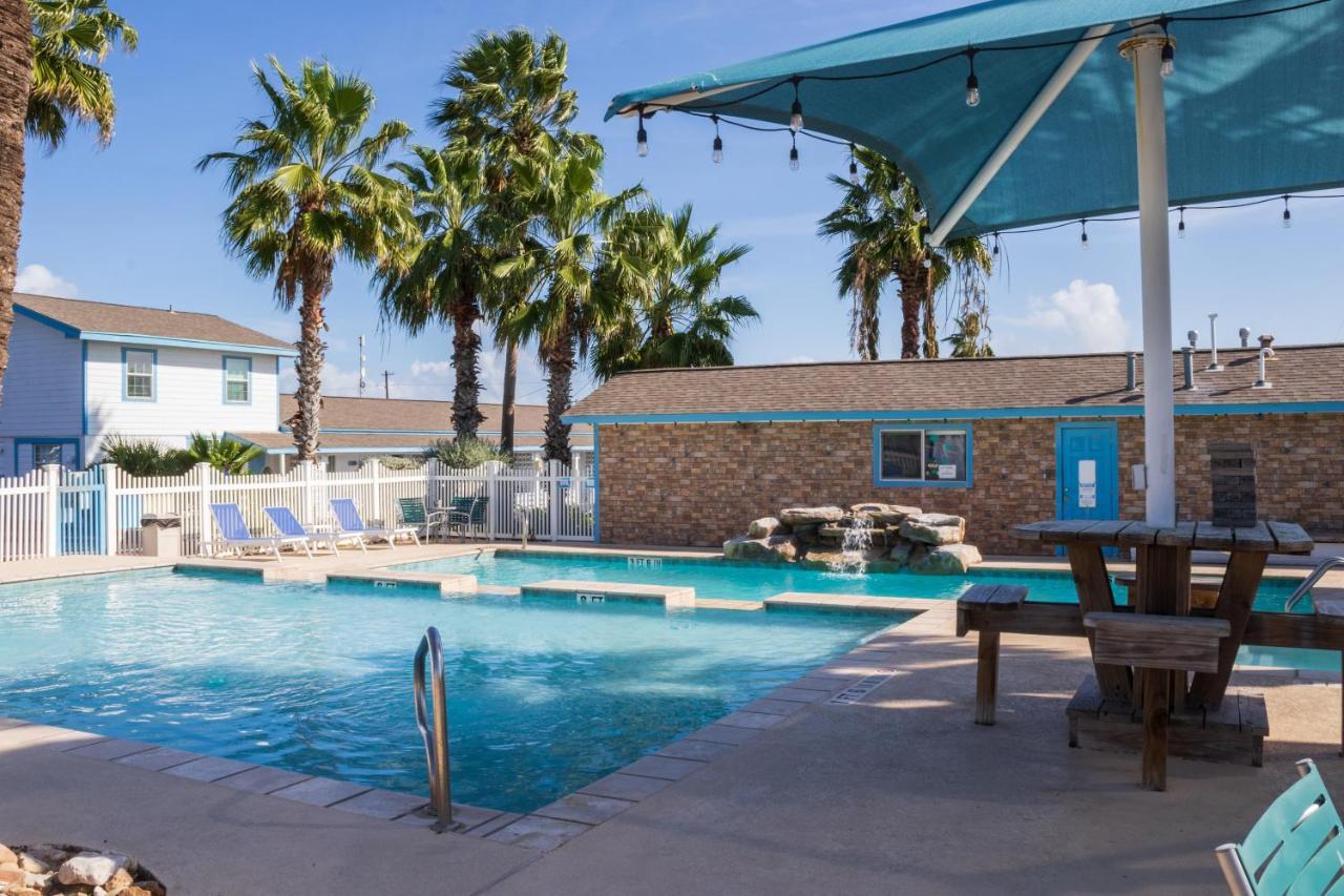 Tropic Island Resort Port Aransas Buitenkant foto